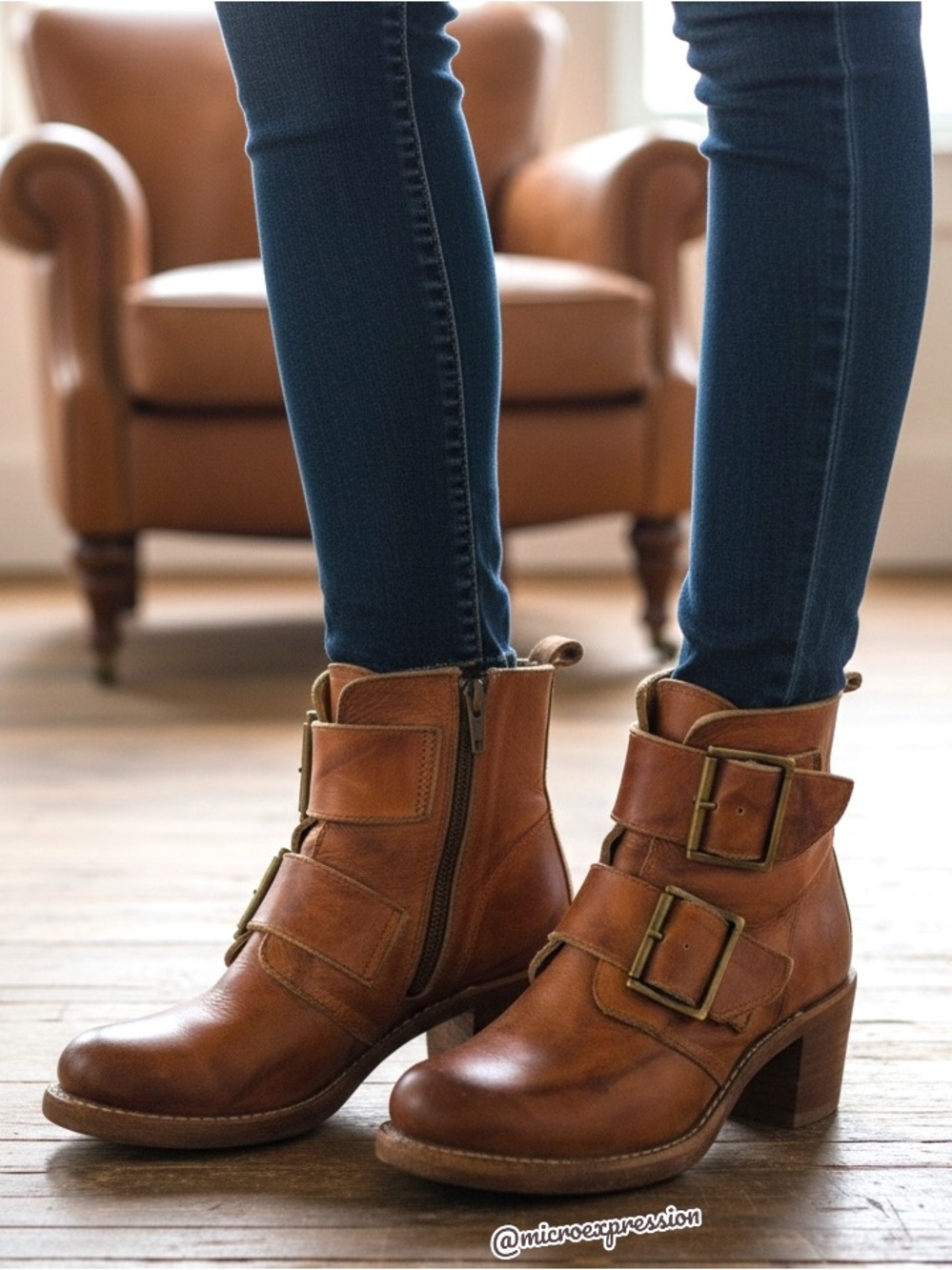 Frye Sabrina Double Buckle Academia Cognac Real Leather Block Heel Ankle Booties